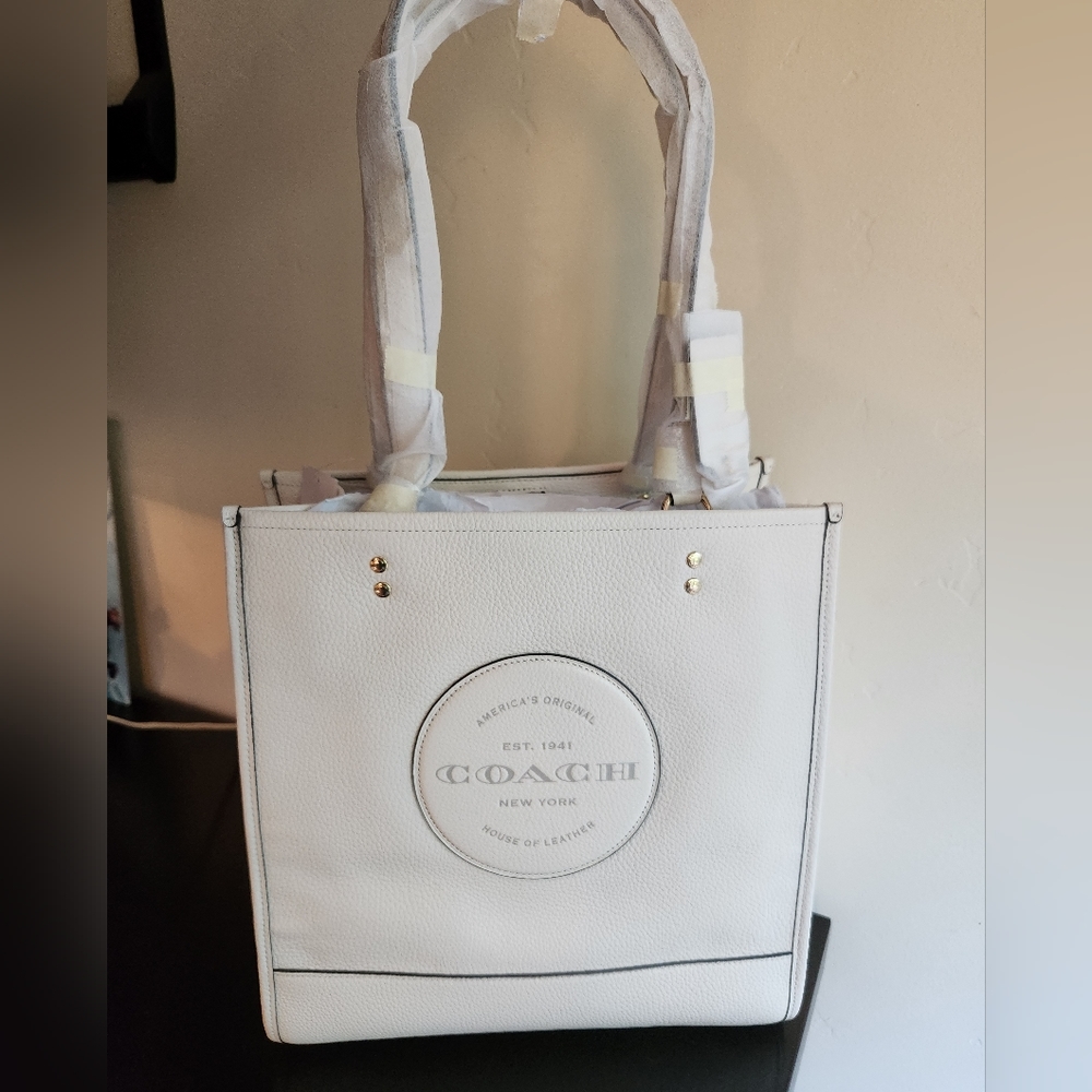NWT Coach Dempsey Tote with Patch in Chalk - Picture 6 of 13